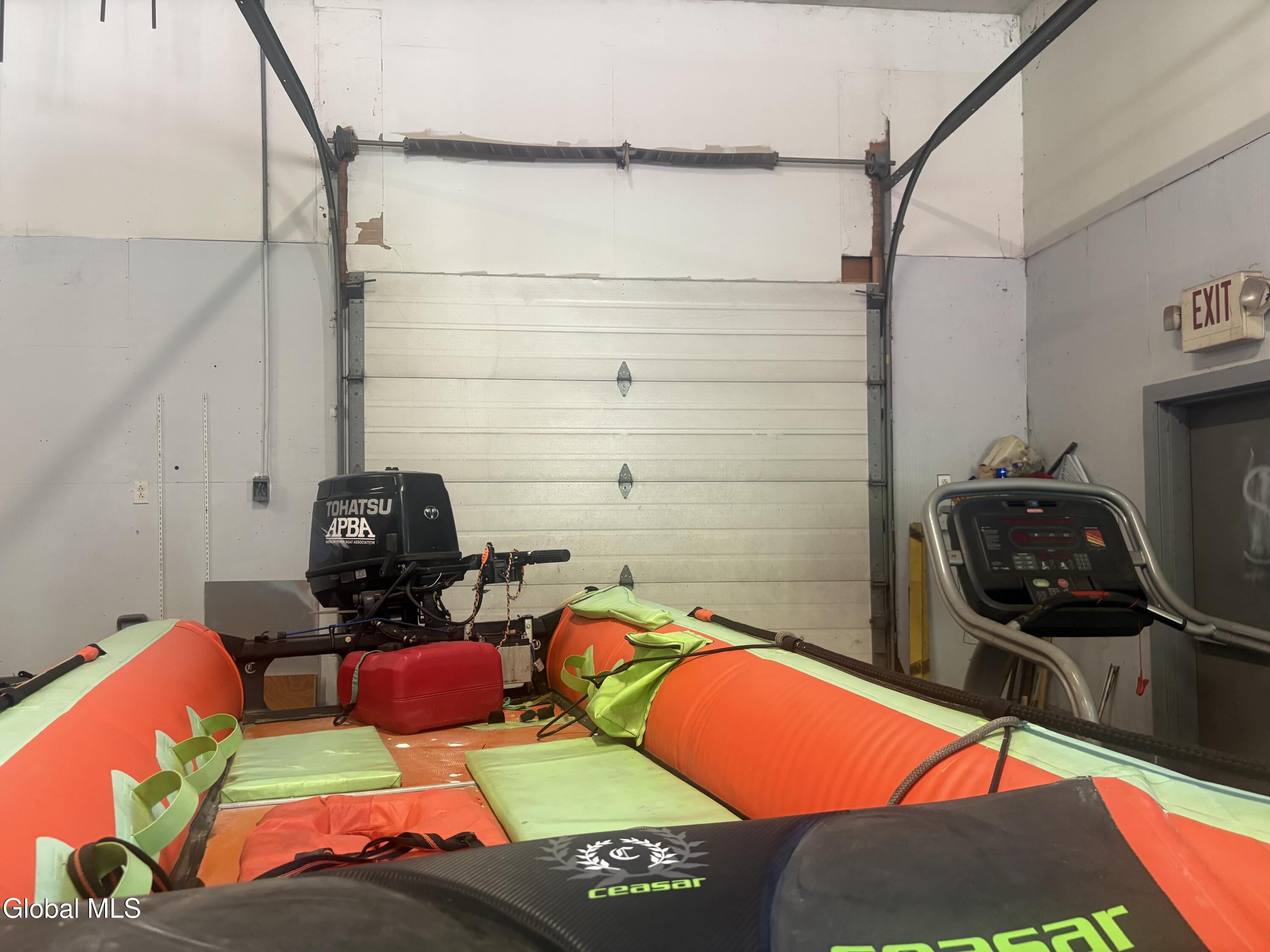 2438 Route 9w Ravena NY 12143
