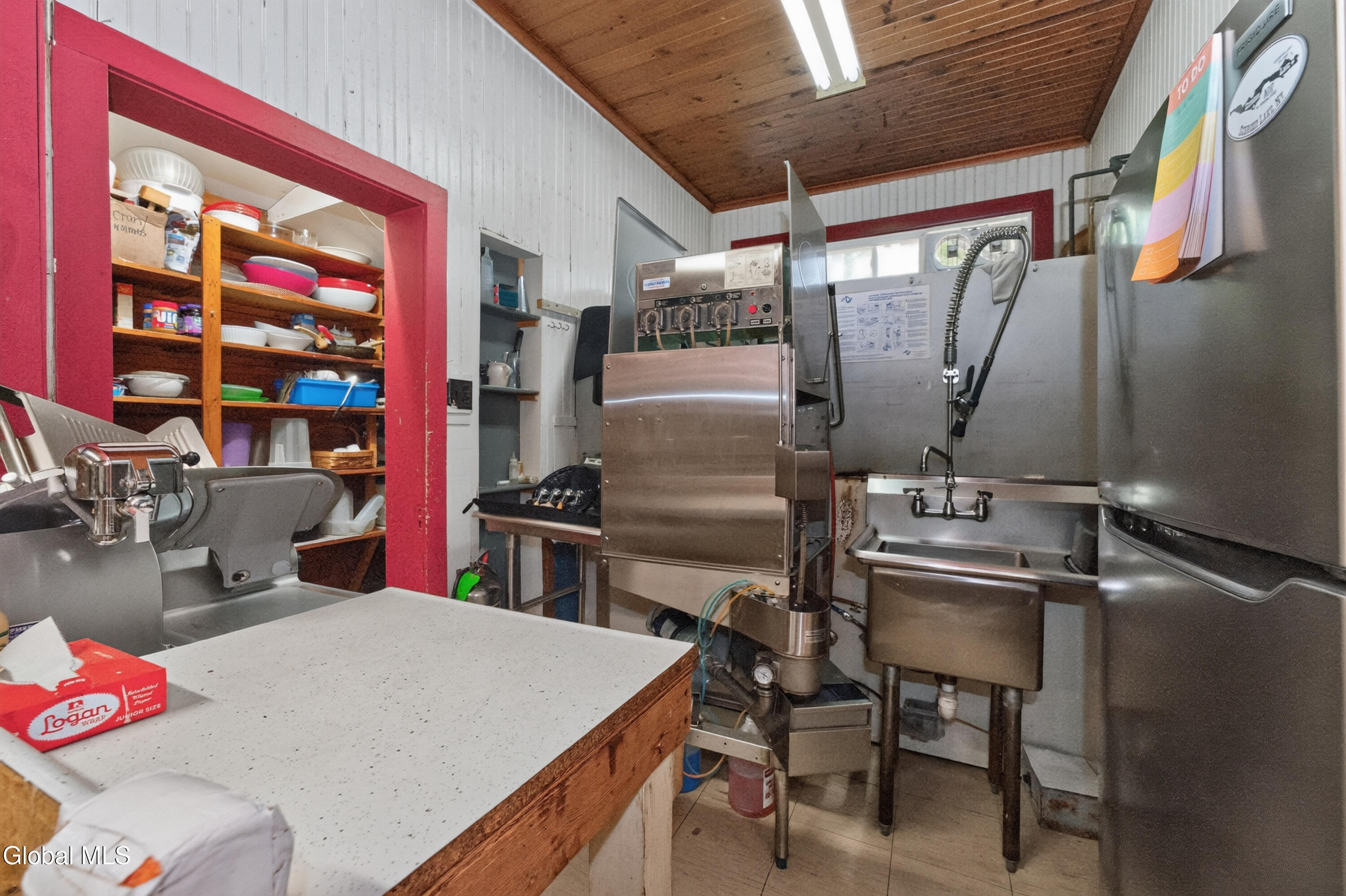 899 E Shore Drive Adirondack NY 12808