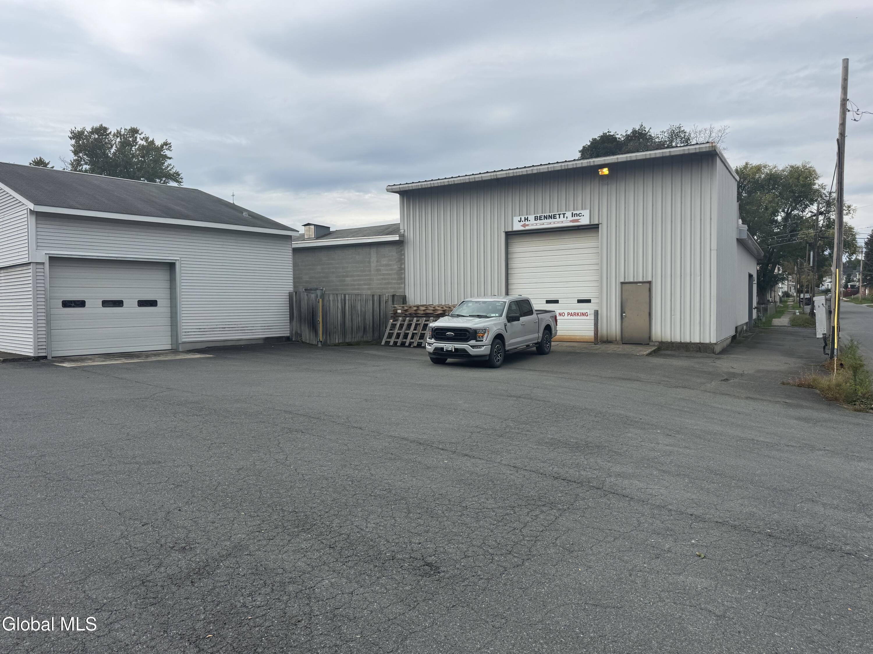 713 3rd Avenue Watervliet NY 12189