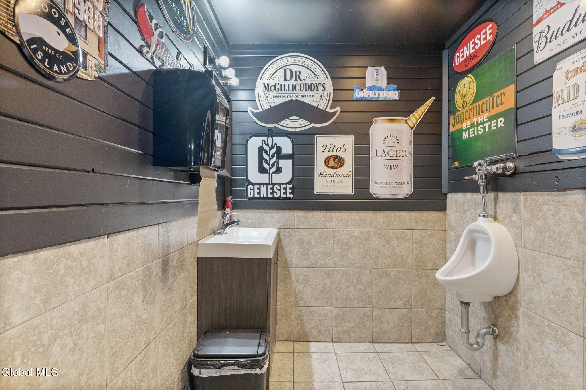 99 1/2 W Fulton Street Gloversville NY 12078