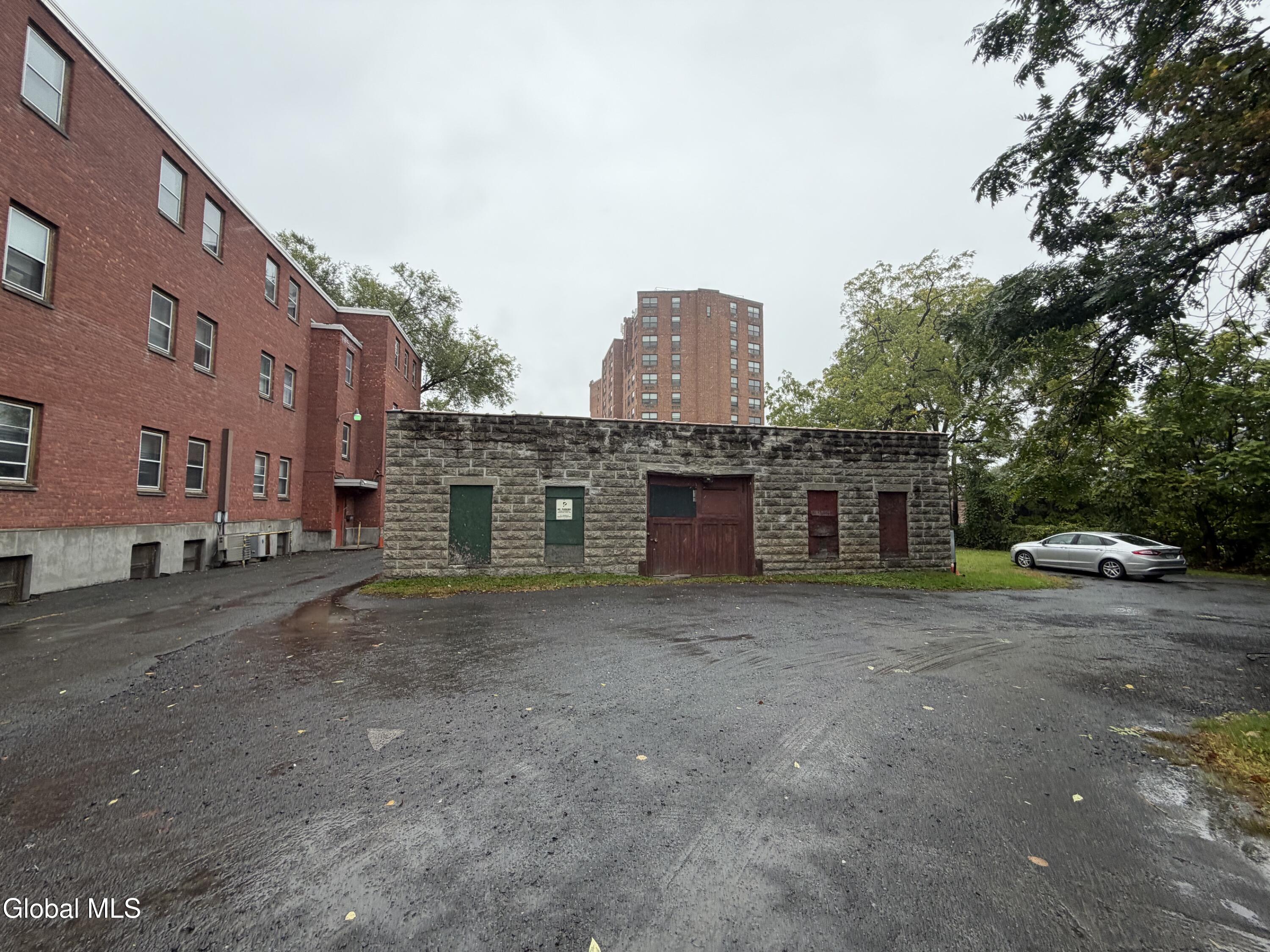 747 Madison Avenue Albany NY 12208