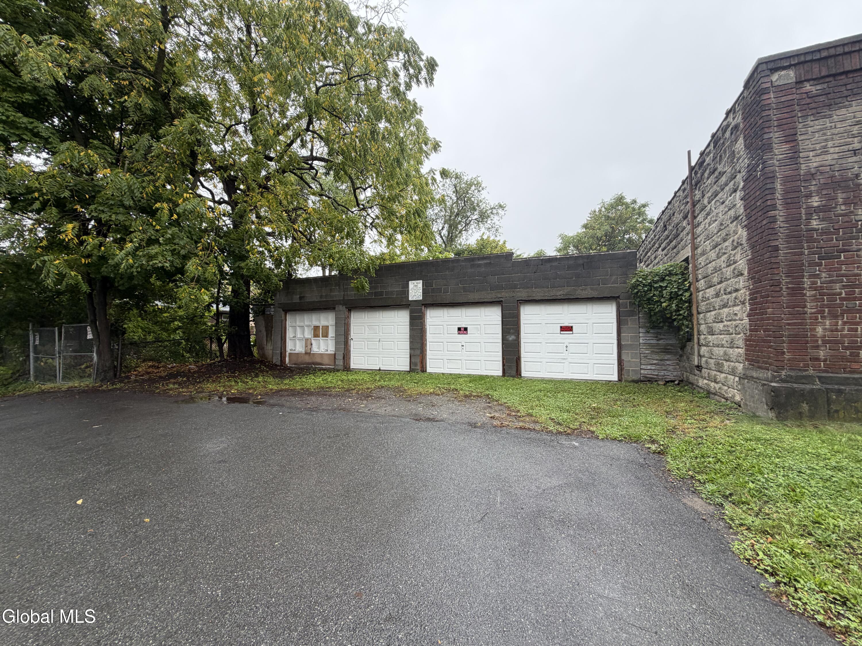 747 Madison Avenue Albany NY 12208