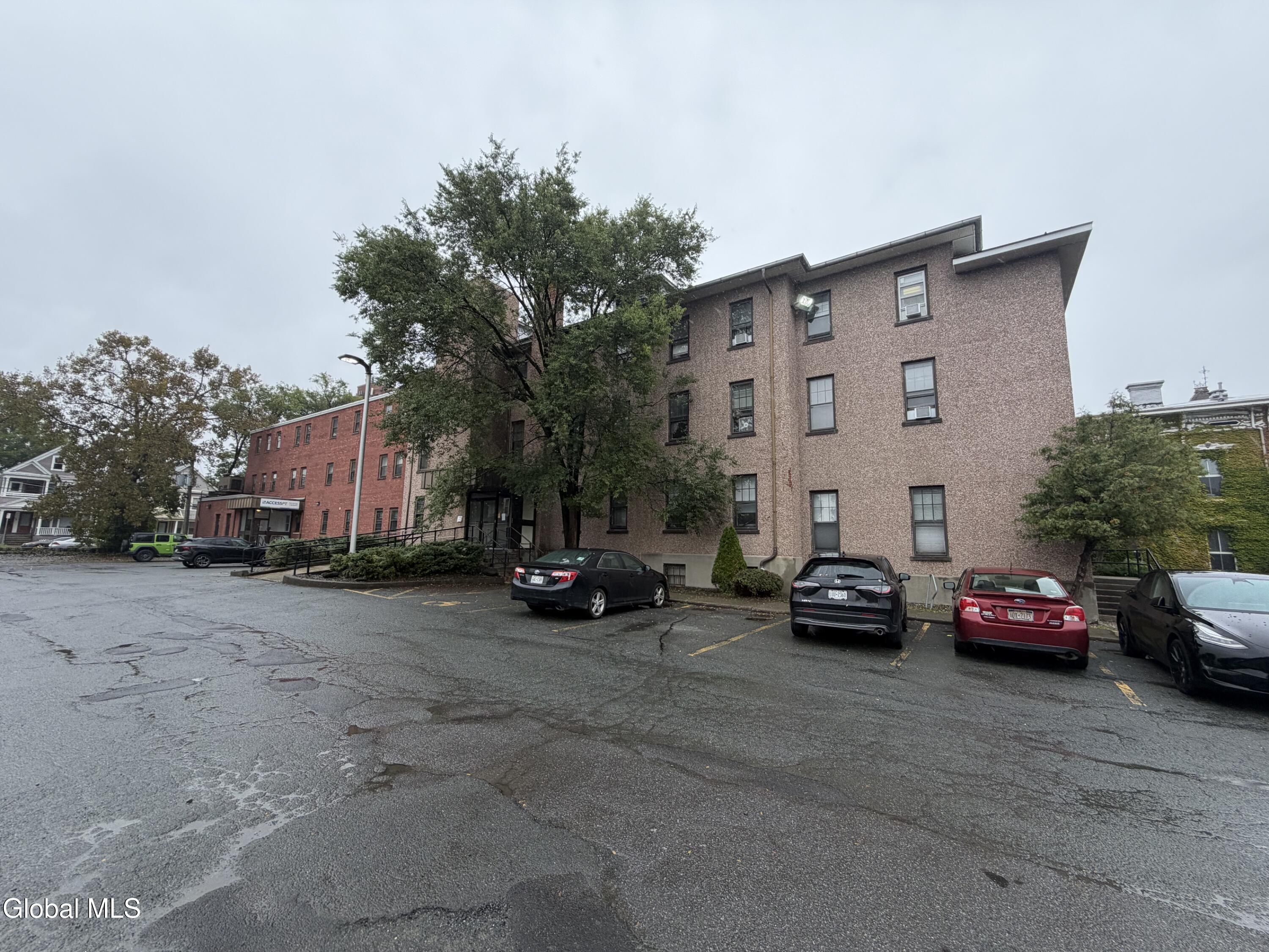 747 Madison Avenue Albany NY 12208