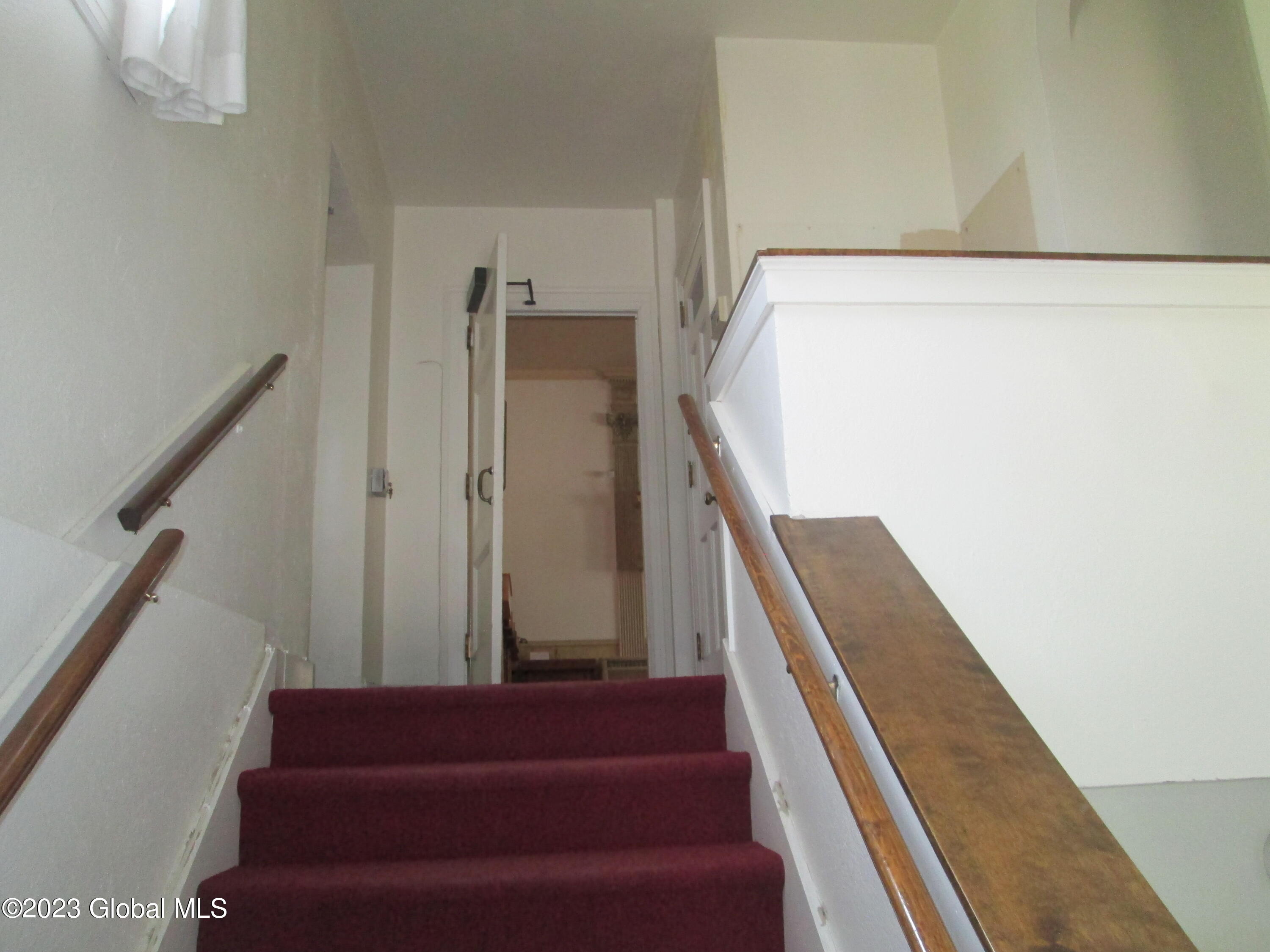 66 Kingsboro Avenue Gloversville NY 12078