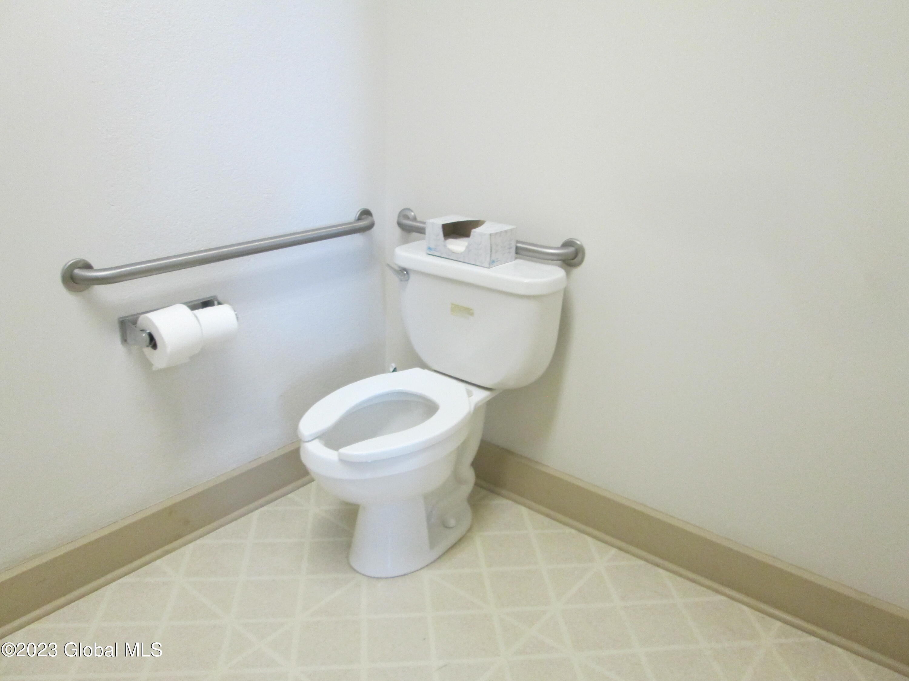 66 Kingsboro Avenue Gloversville NY 12078