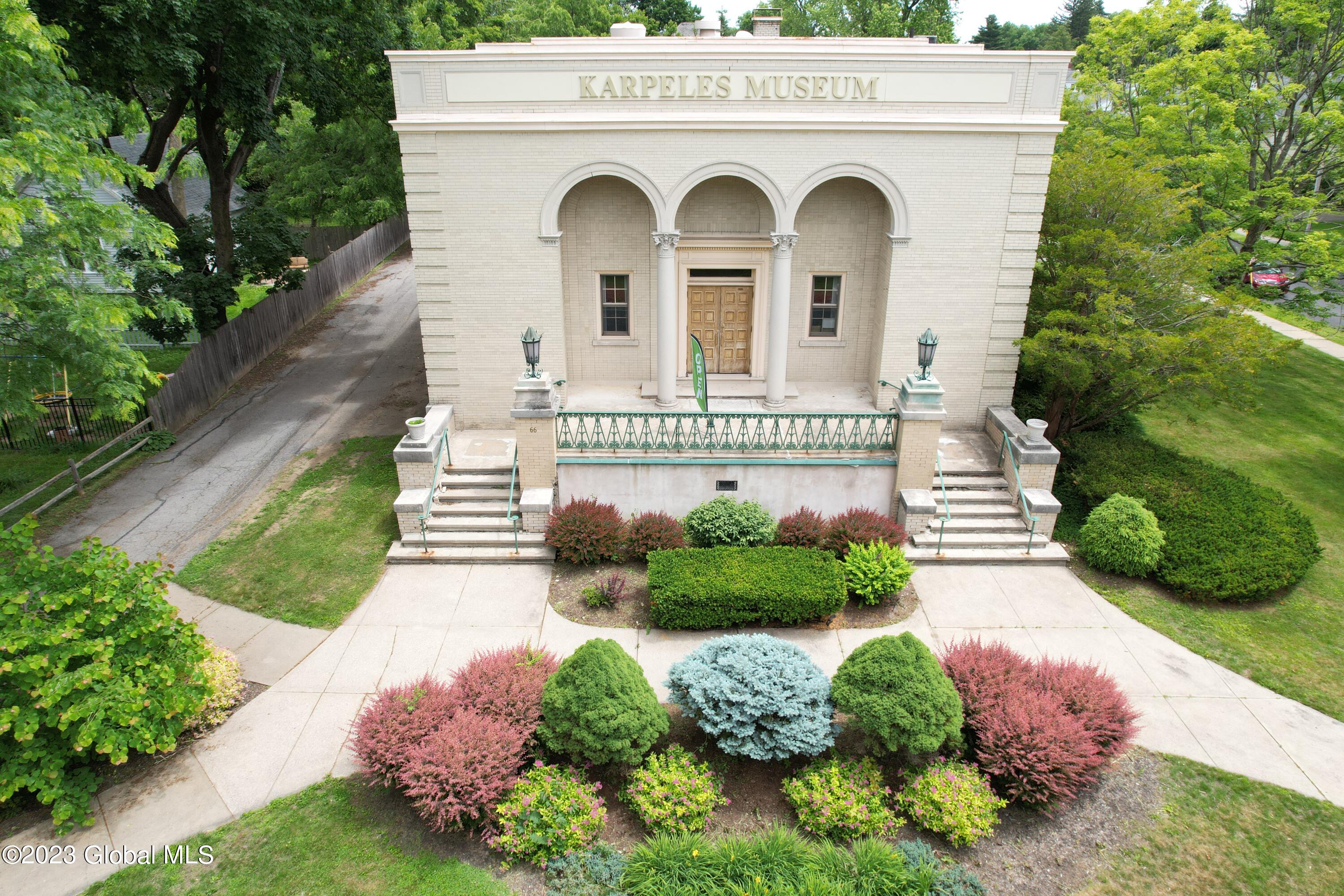 66 Kingsboro Avenue Gloversville NY 12078
