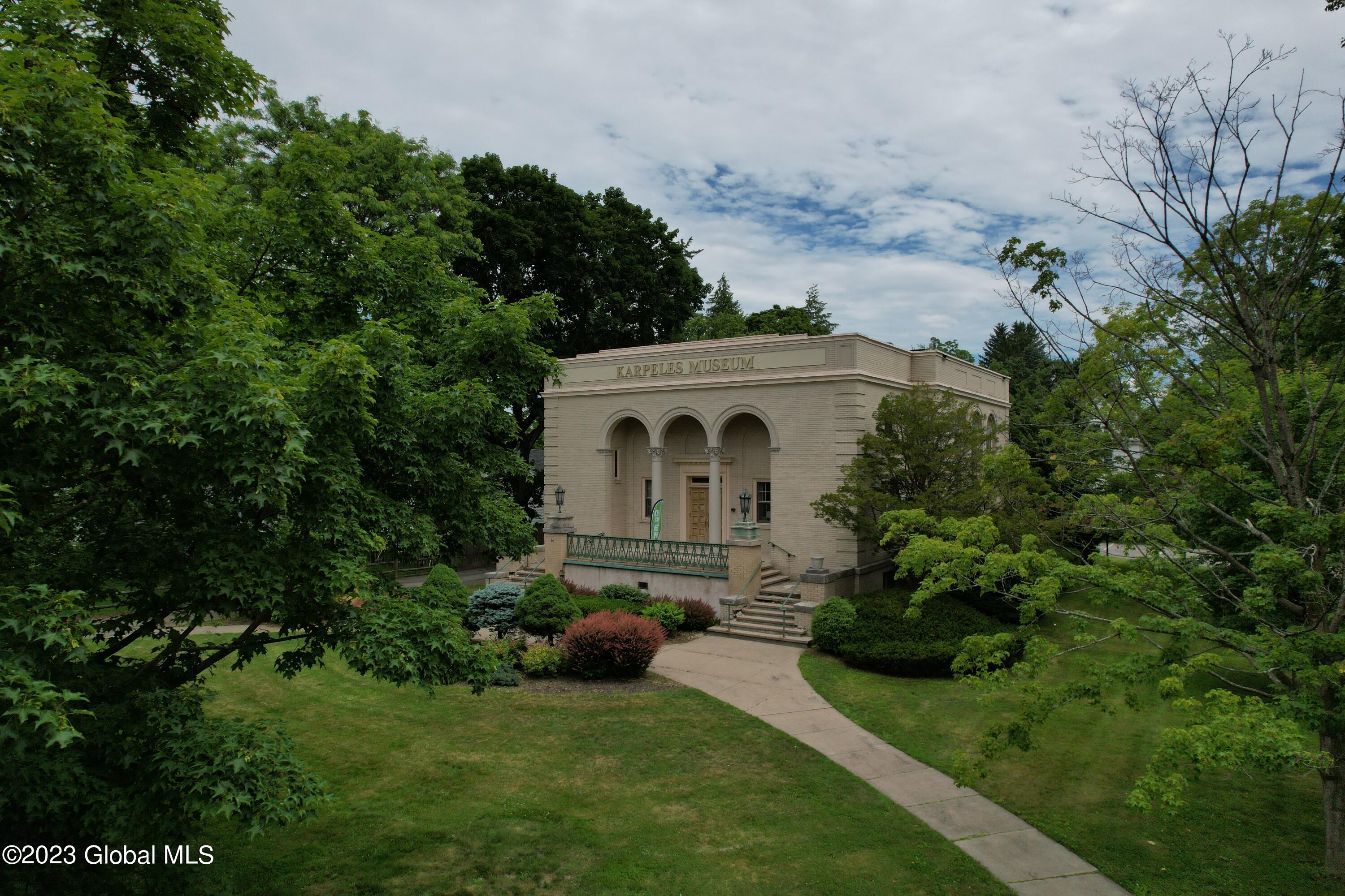 66 Kingsboro Avenue Gloversville NY 12078