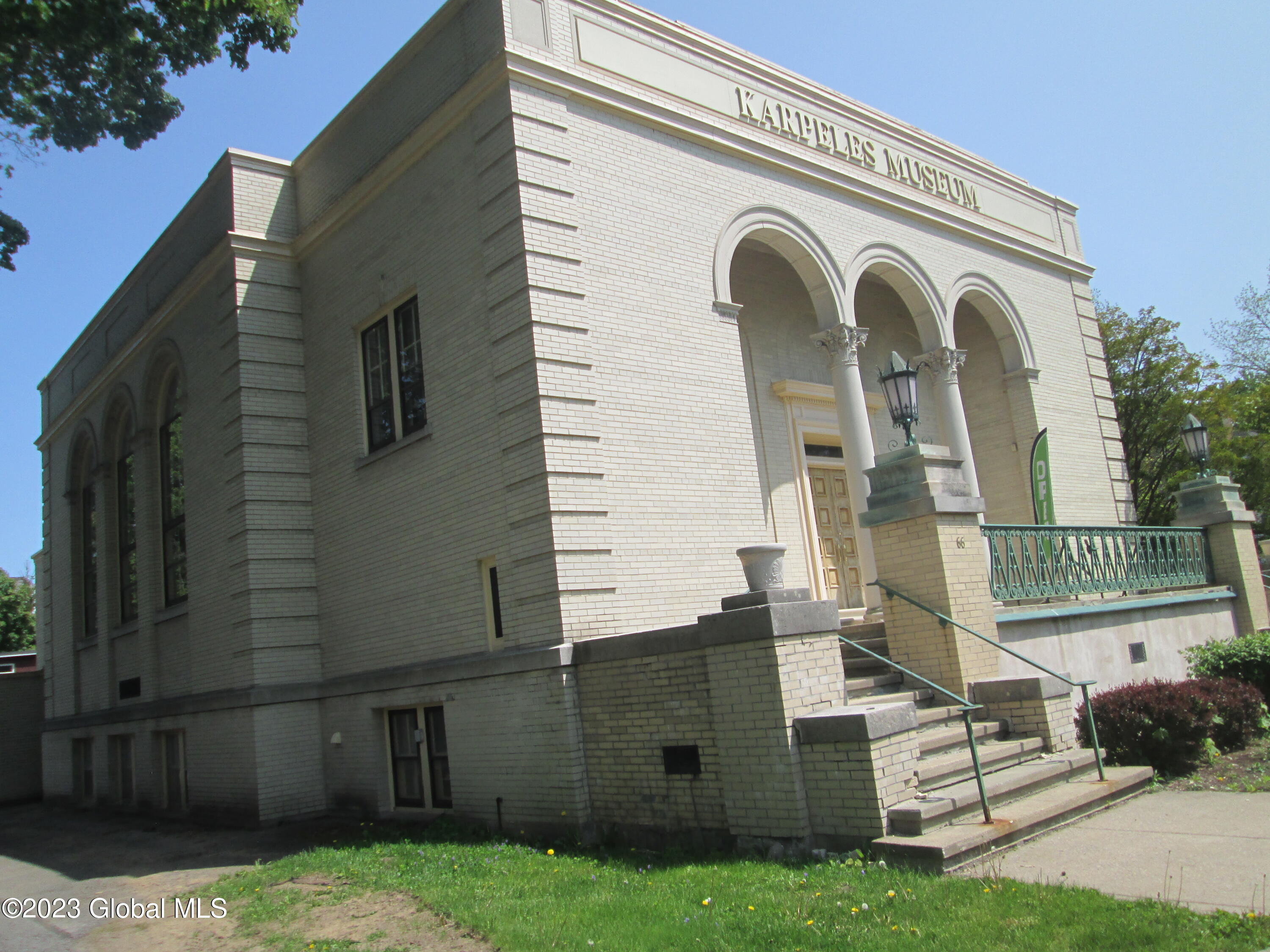 66 Kingsboro Avenue Gloversville NY 12078