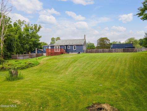 3287 Ny Highway 43 Averill Park NY 12018