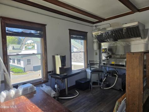 13 Park Ave Avenue Hadley NY 12835