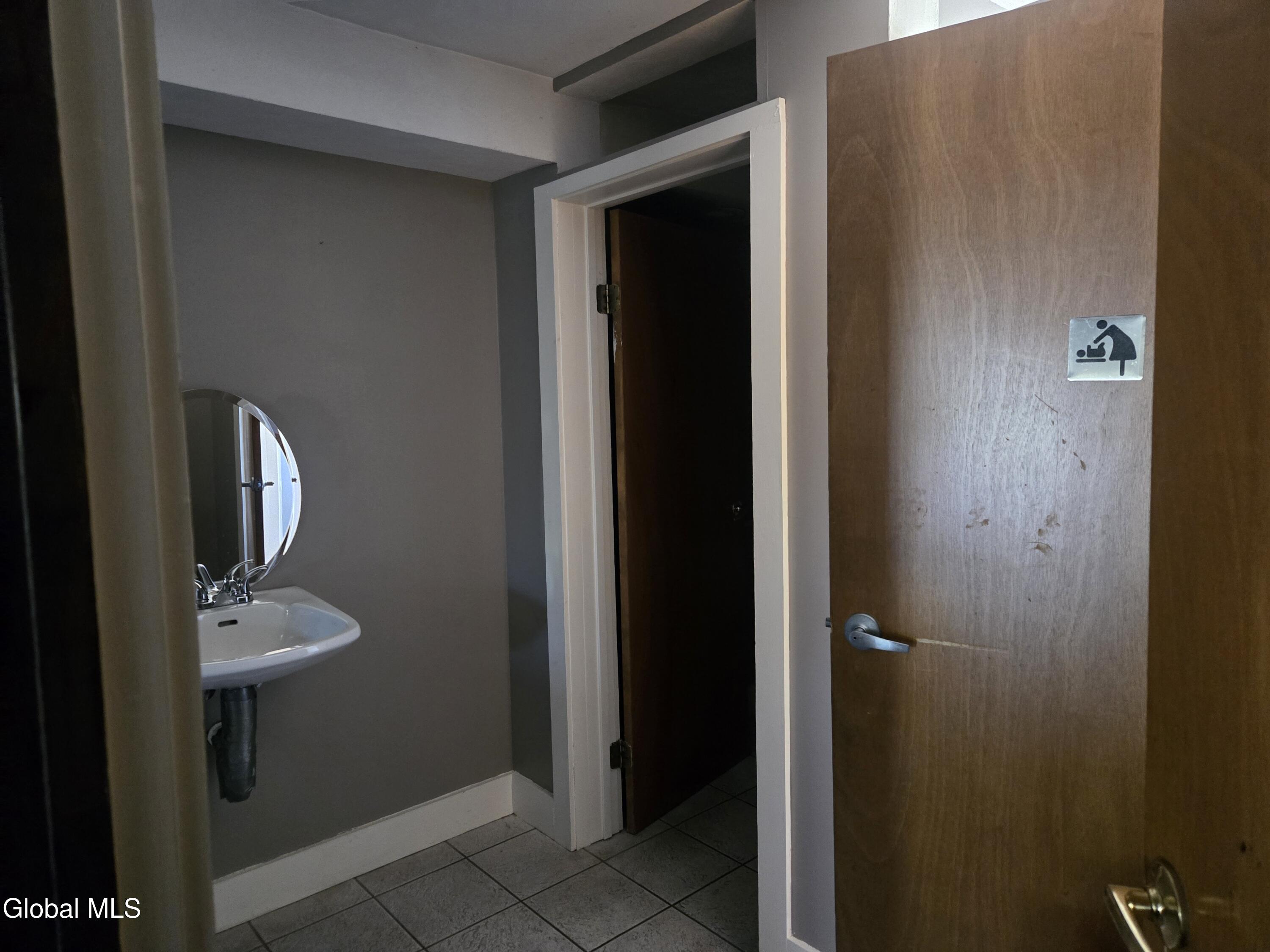 13 Park Ave Avenue Hadley NY 12835