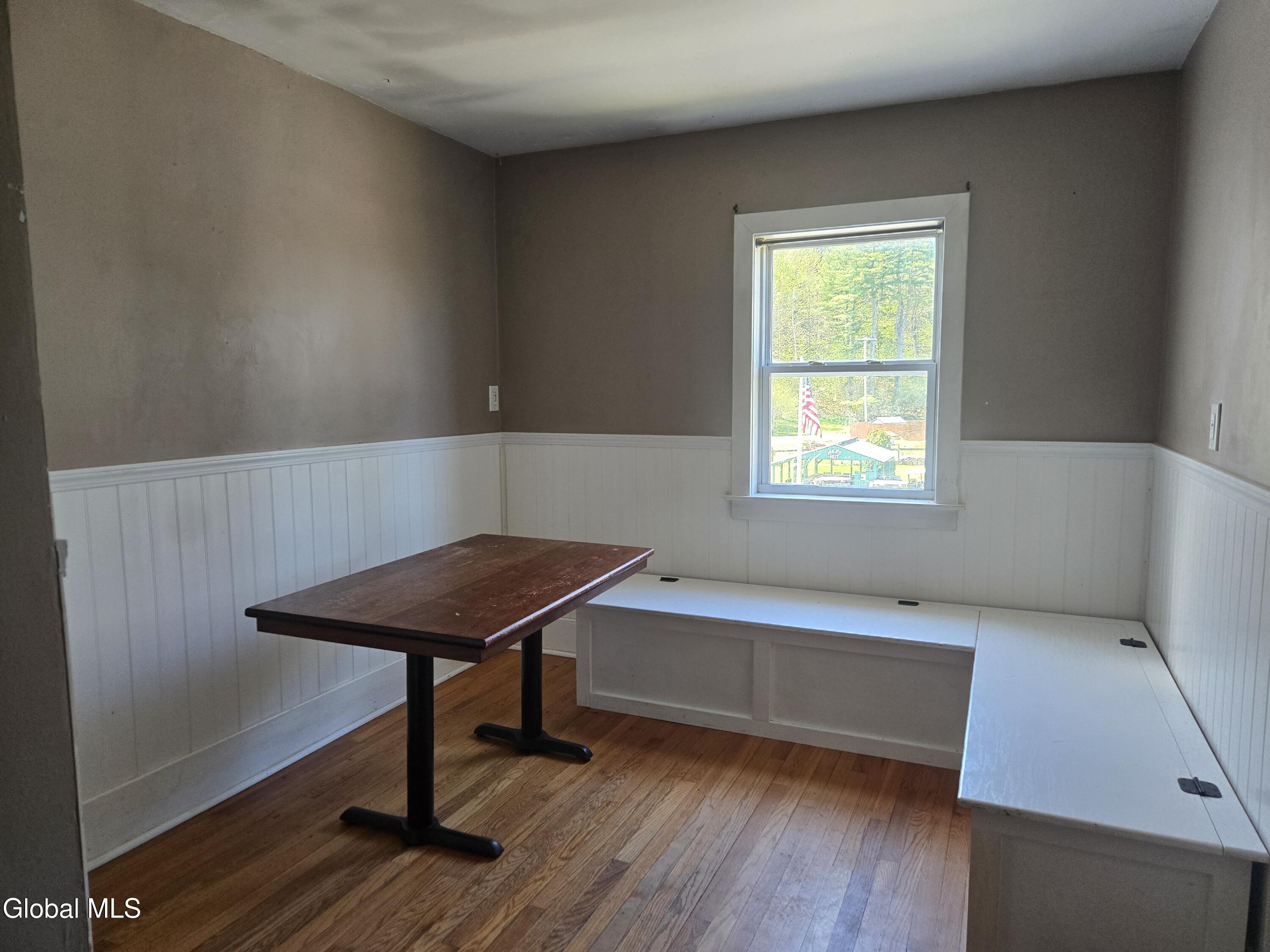 13 Park Ave Avenue Hadley NY 12835