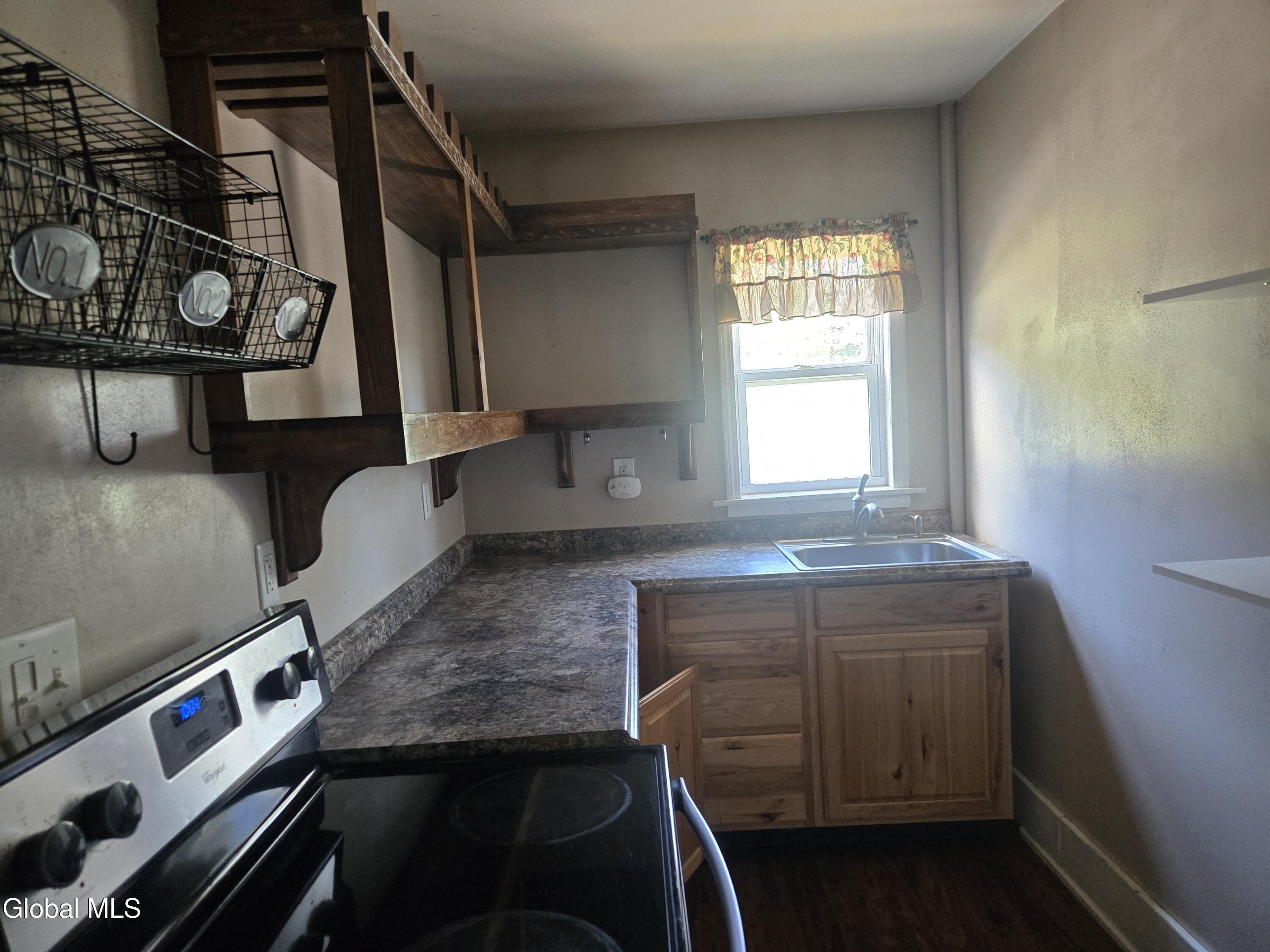 13 Park Ave Avenue Hadley NY 12835