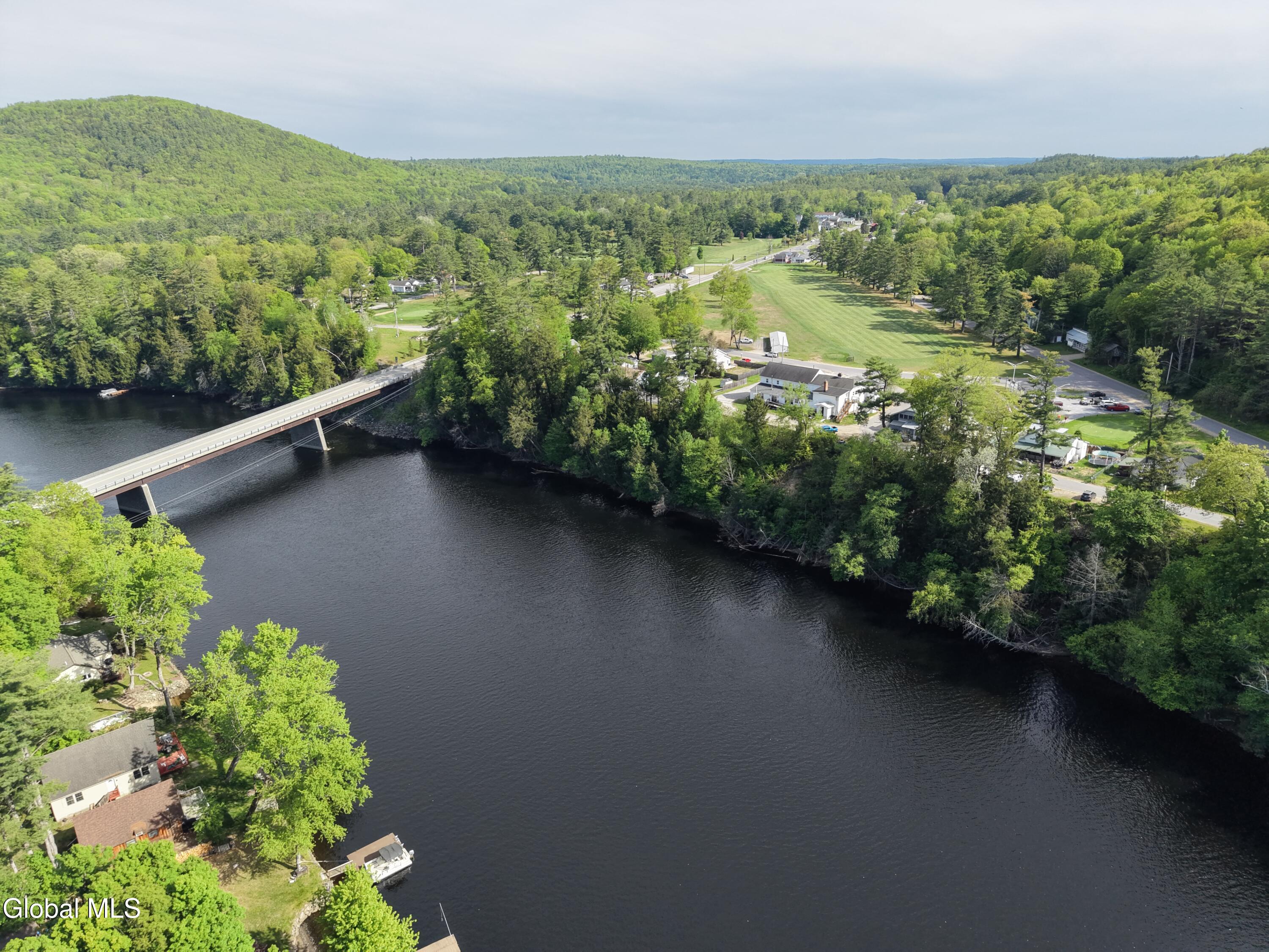 13 Park Ave Avenue Hadley NY 12835