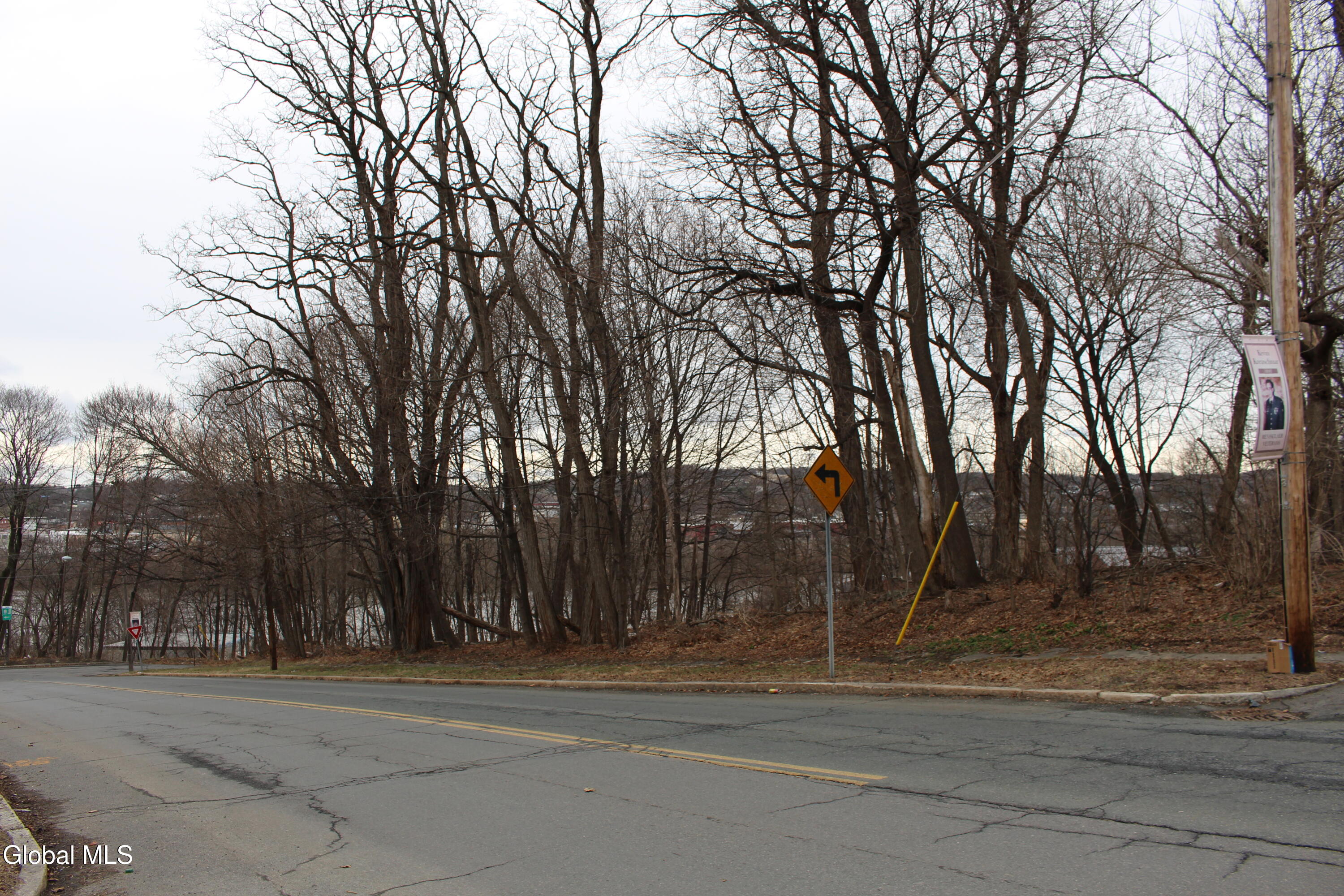 7-11 Forbes Avenue Rensselaer NY 12144