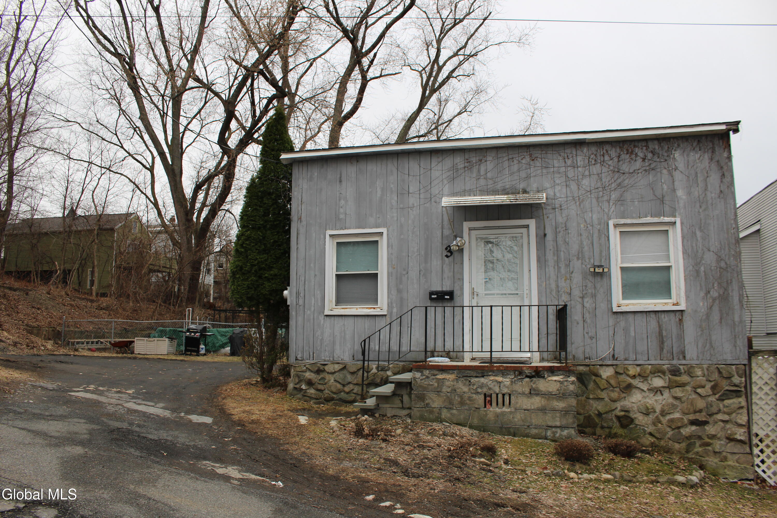 7-11 Forbes Avenue Rensselaer NY 12144