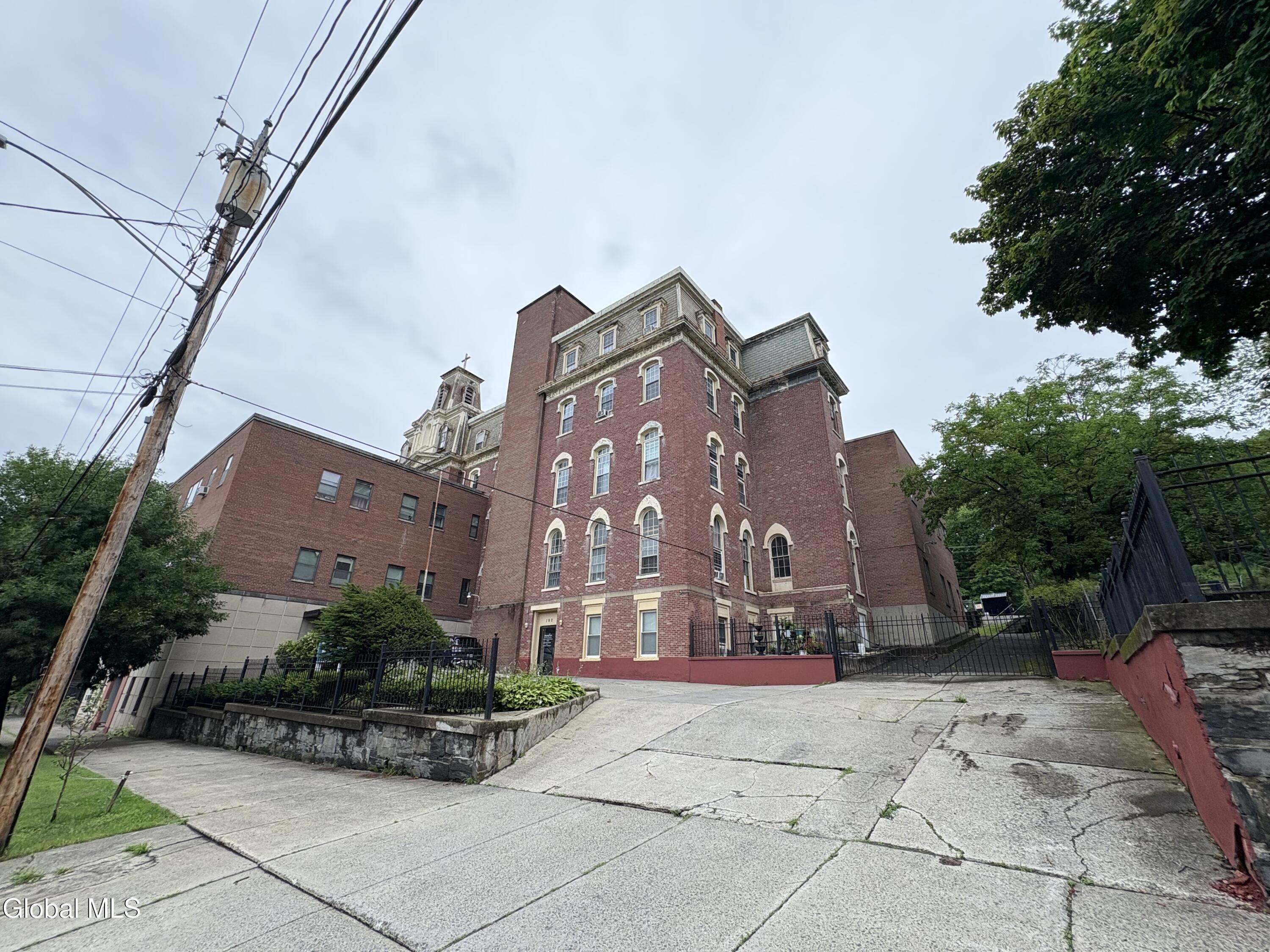 192 9th Street Troy NY 12180