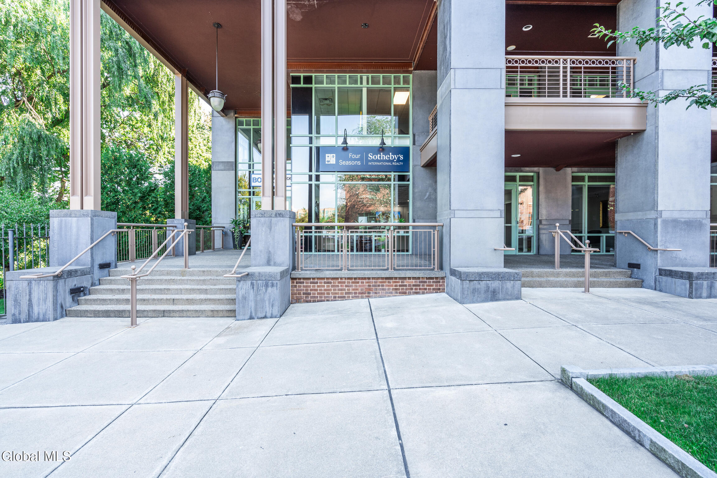 268 Broadway Saratoga Springs NY 12866