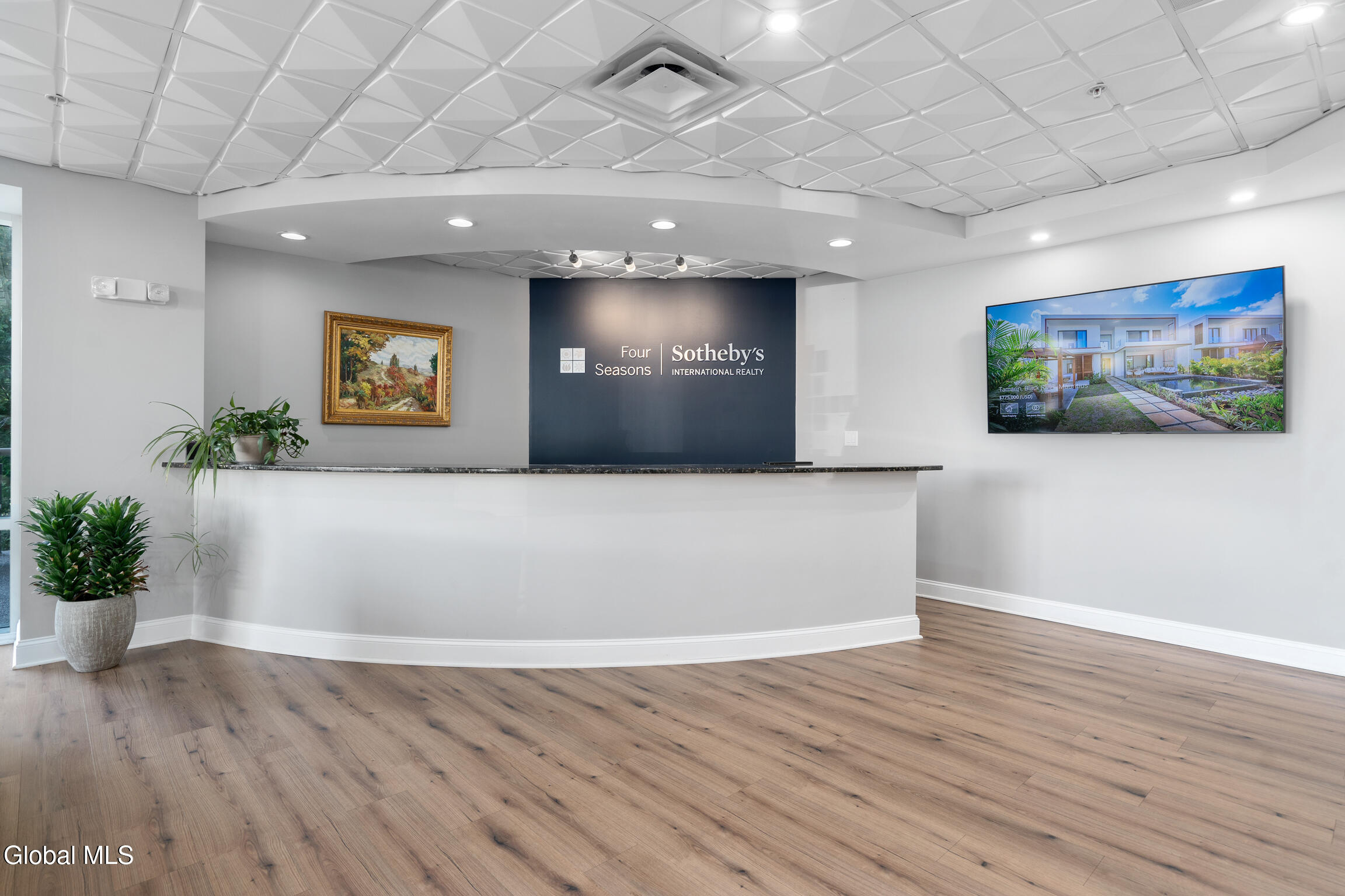 268 Broadway Saratoga Springs NY 12866