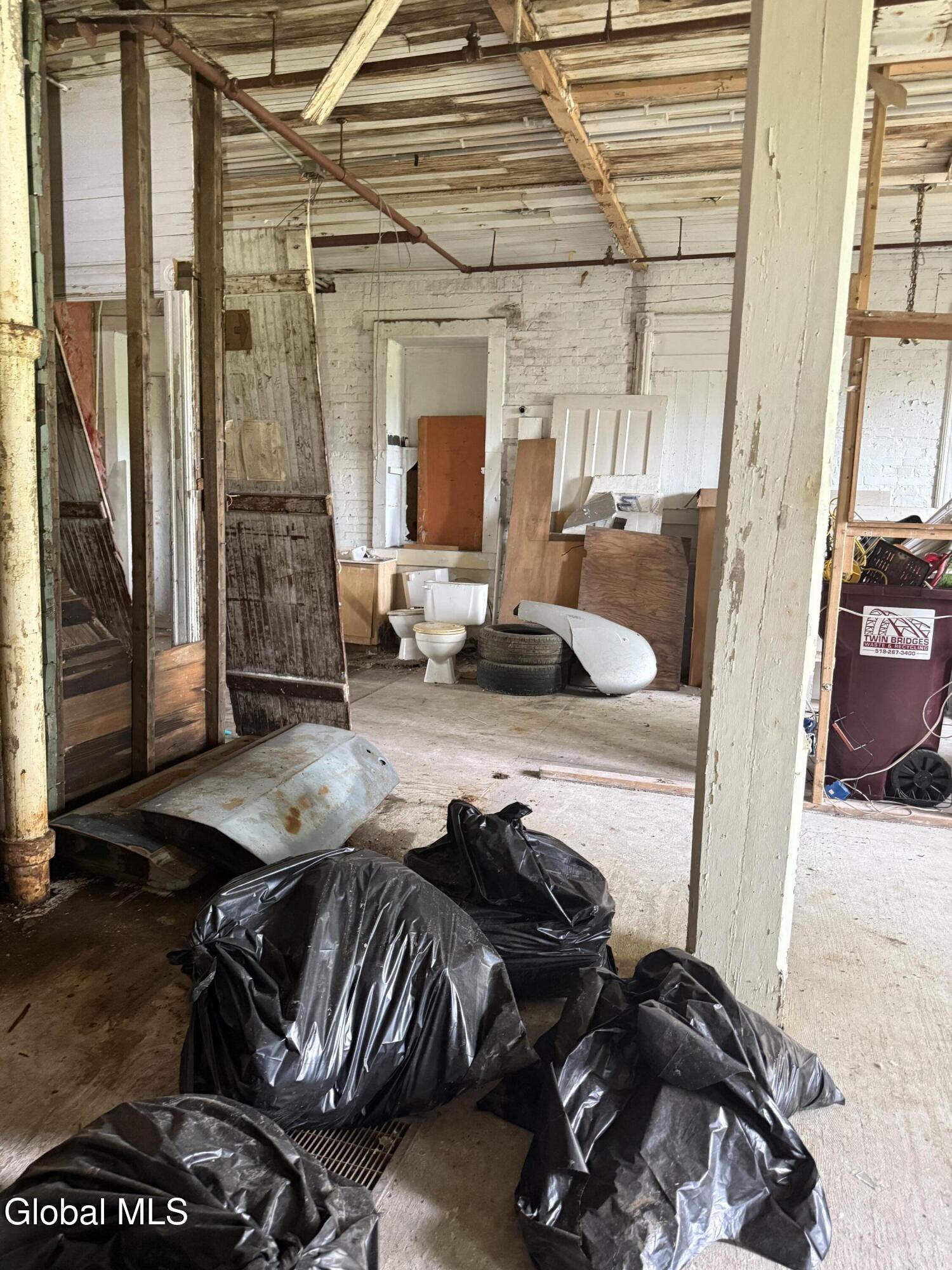 22 Cayadutta Street Gloversville NY 12078