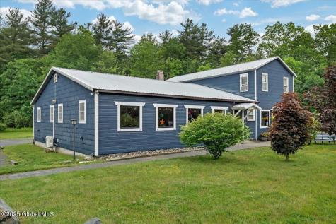 8905 Ny Highway 66 Averill Park NY 12018