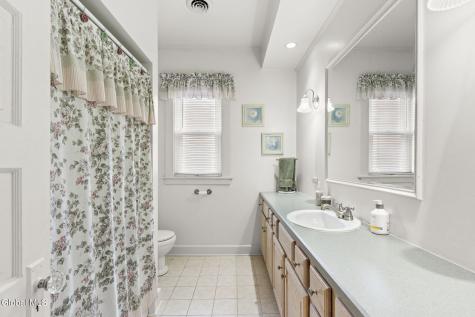 1603 Union Street Schenectady NY 12309