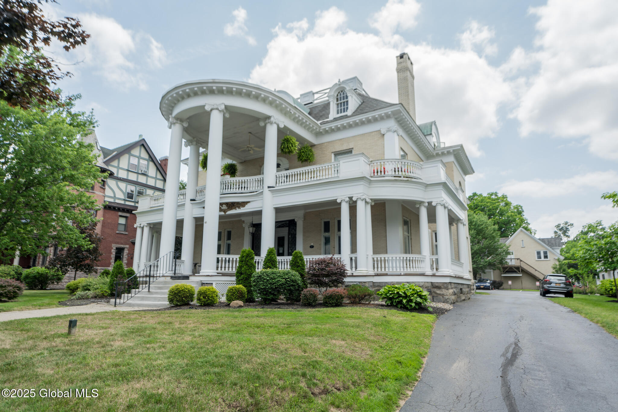 48 Union Avenue Saratoga Springs NY 12866