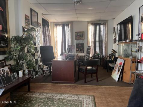 56 Robin Street Albany NY 12206
