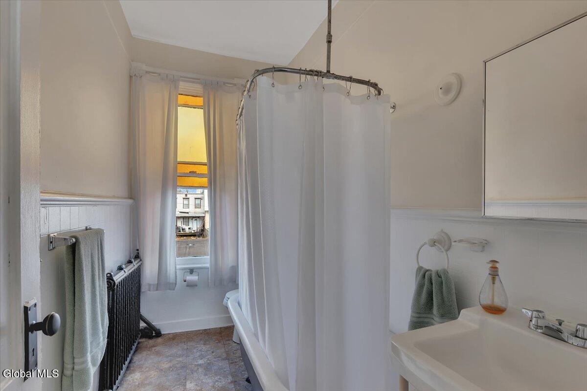 891 Madison Avenue Albany NY 12208
