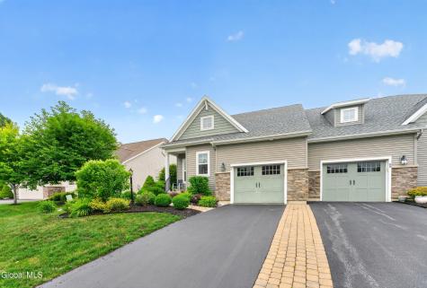 16A Winchester Place Mechanicville NY 12118