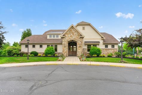 16A Winchester Place Mechanicville NY 12118