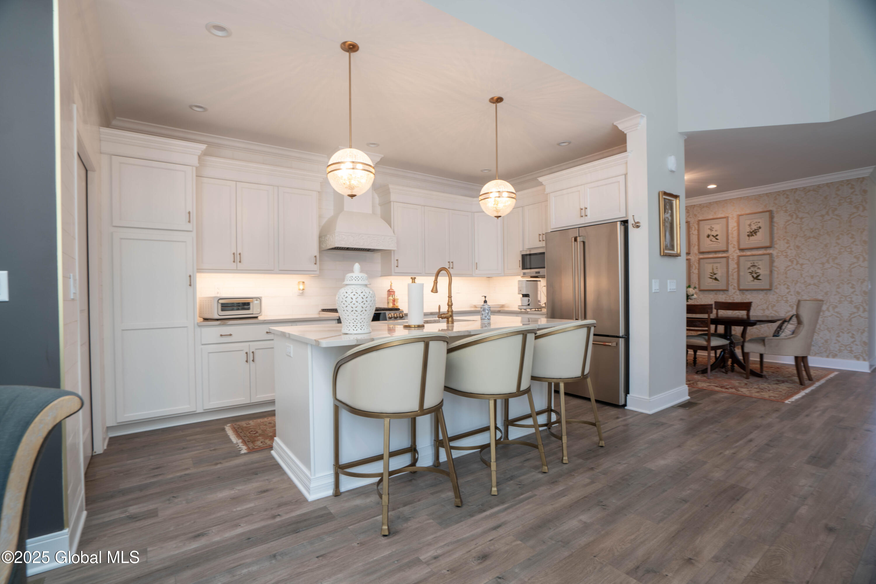 69 Cambridge Way Latham NY 12110