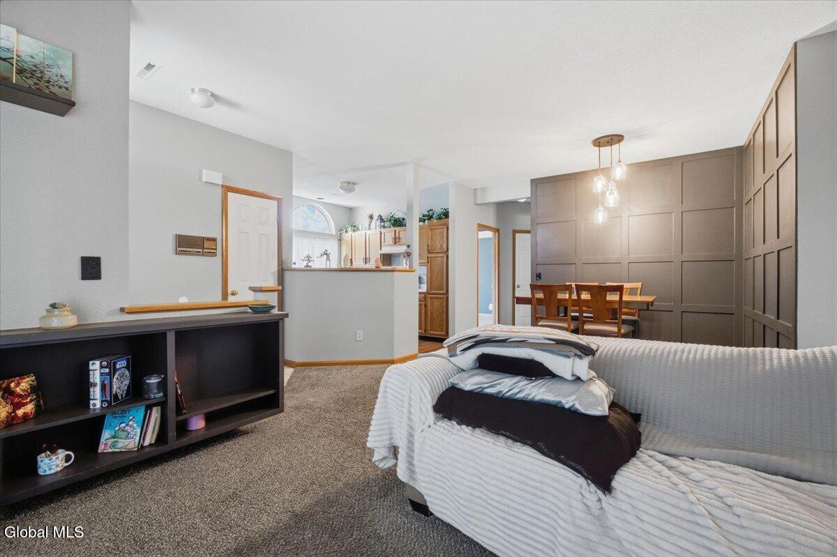 513 Apex Lane Troy NY 12182