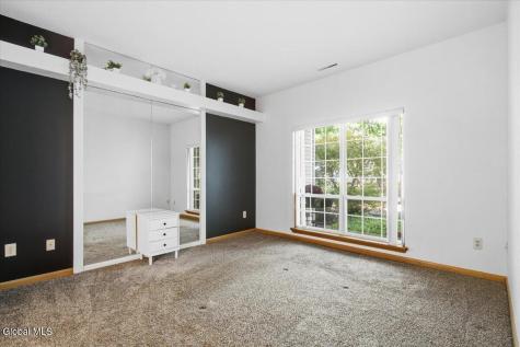 513 Apex Lane Troy NY 12182