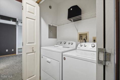 513 Apex Lane Troy NY 12182