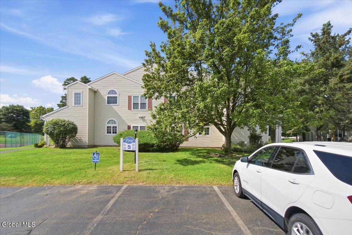 513 Apex Lane Troy NY 12182