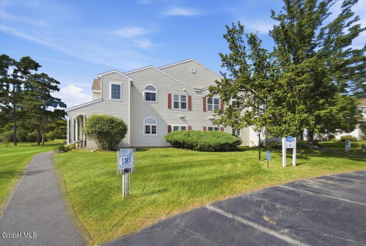 513 Apex Lane Troy NY 12182
