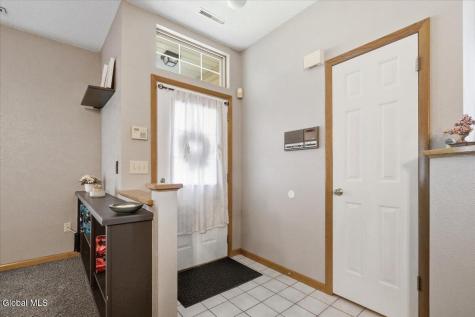 513 Apex Lane Troy NY 12182