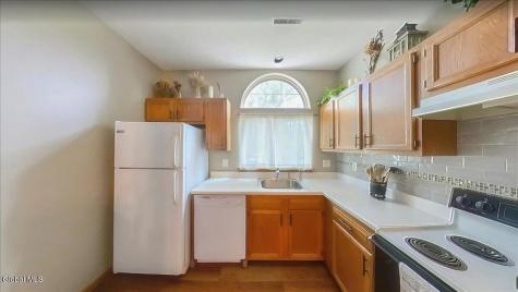 513 Apex Lane Troy NY 12182