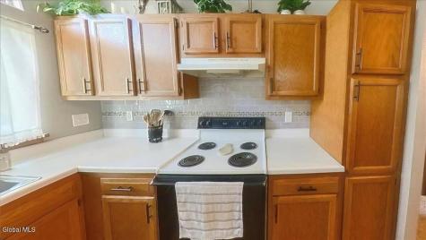513 Apex Lane Troy NY 12182