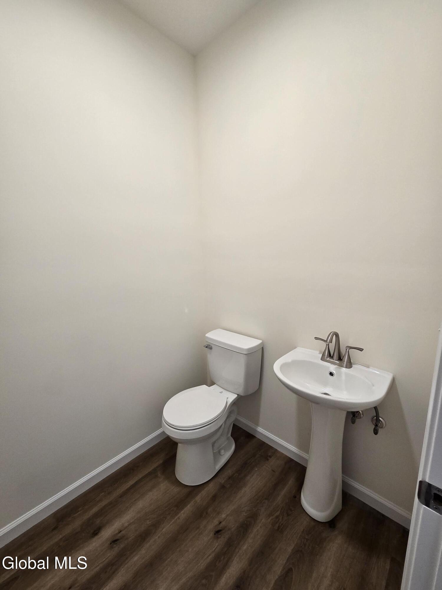 1656 Carrie Street Schenectady NY 12308
