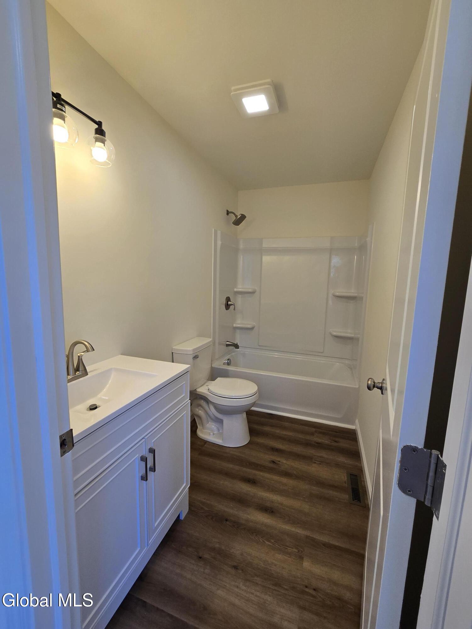 1656 Carrie Street Schenectady NY 12308