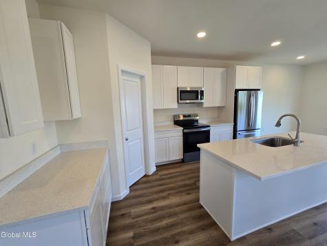 1656 Carrie Street Schenectady NY 12308