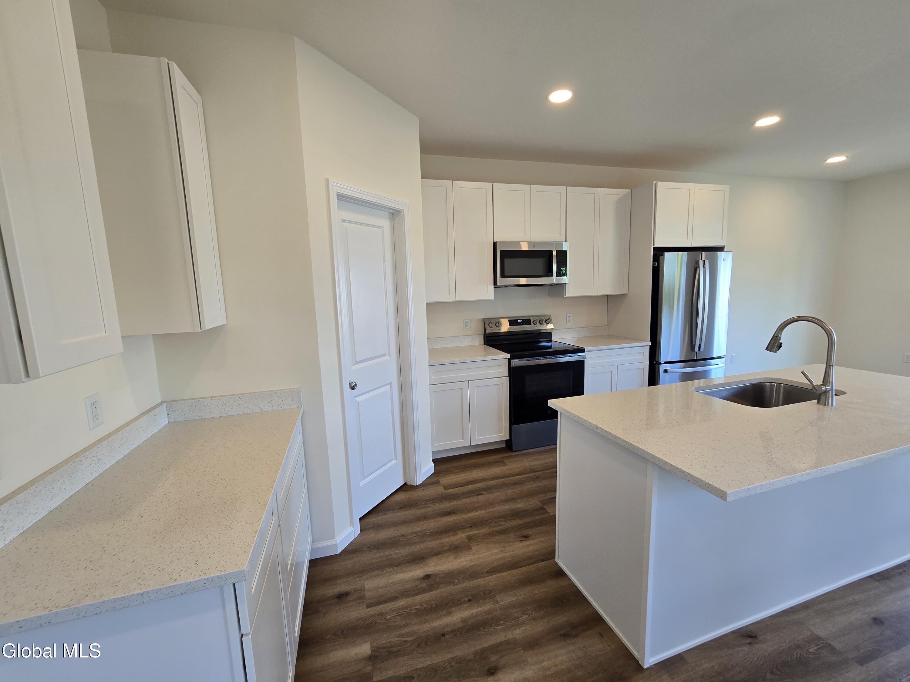 1656 Carrie Street Schenectady NY 12308