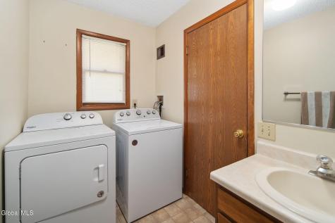 39 Westchester Drive Clifton Park NY 12065