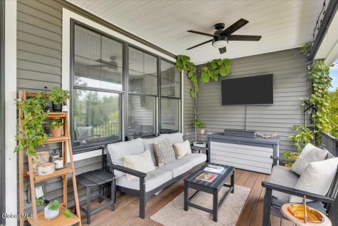 17 Gibson Court Saratoga Springs NY 12866