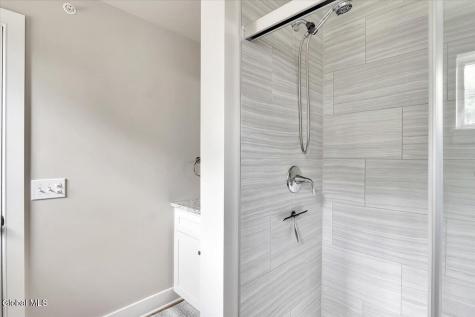 17 Gibson Court Saratoga Springs NY 12866
