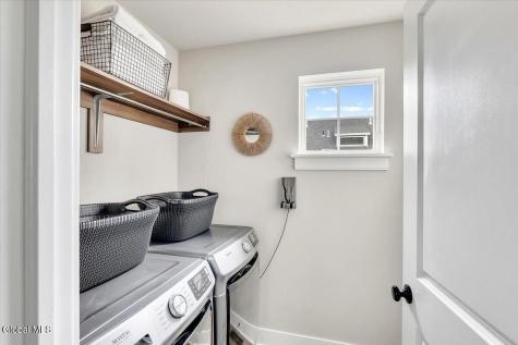 17 Gibson Court Saratoga Springs NY 12866
