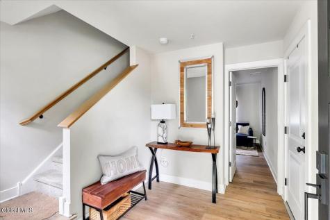 17 Gibson Court Saratoga Springs NY 12866