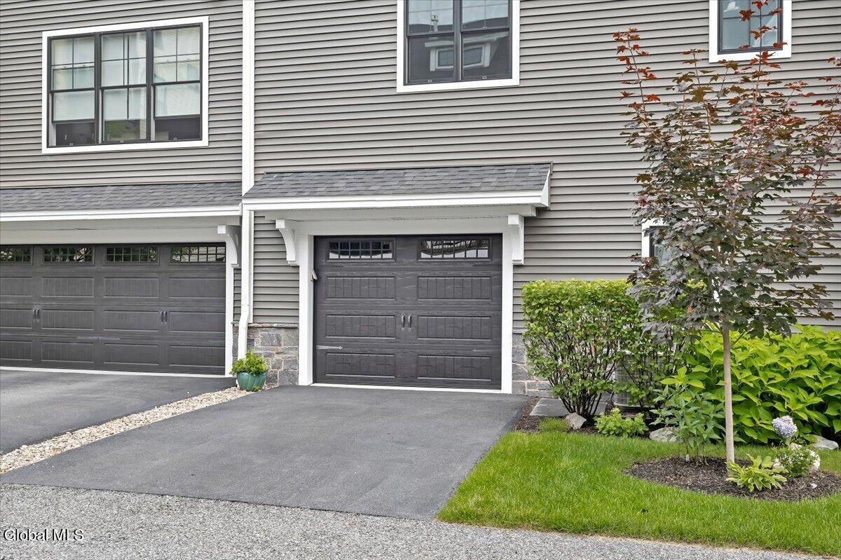 17 Gibson Court Saratoga Springs NY 12866